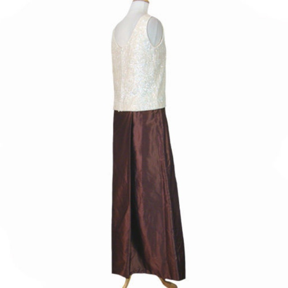 Silk Skirt $355 Carmen Marc Valvo - Picture 3 of 5